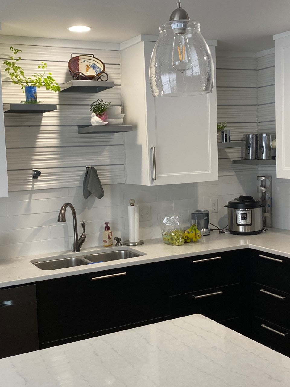 Wave - 3D Textured Slatwall – Impact Wall Brands